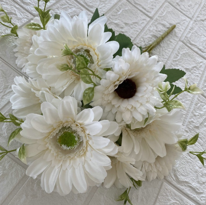 Multi Headed European Chrysanthemum Artificial Flower