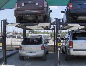 China Double Layer 2 Car 4 Post Lift 3200kg Stacker Car Parking System on sale