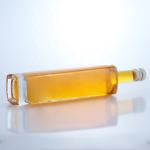 700ml High Flint Round Shape Liquor Glass Bottle with Custom Logo and Cork Top