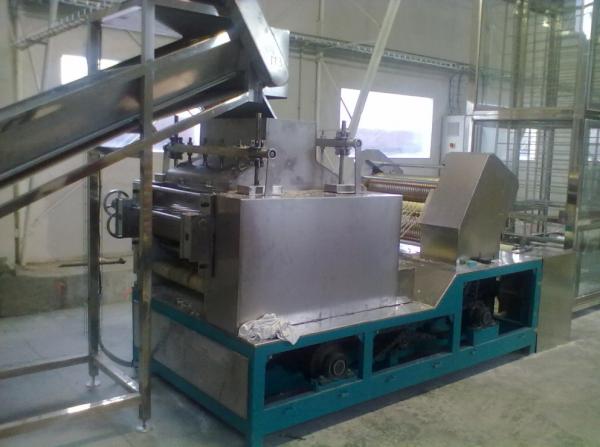 Quality High Efficiency Noodle Processing Machine , Most Practical Chowmein Making Machine for sale