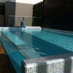 Outdoor Fiberglass Swimming Pool Density 1.19-1.20kg/cm3 High Light Transmission