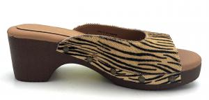 Wholesale Elegant Slip On Womens Block Heels , Ladies Heels Shoes Regular Size from china suppliers