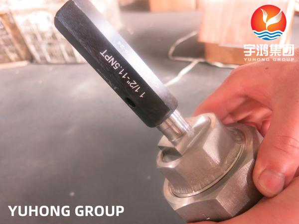 Stainless Steel F304 / 304l Forged Steel Fittings 1500# - 9000# 1/8'' - 4'' OD