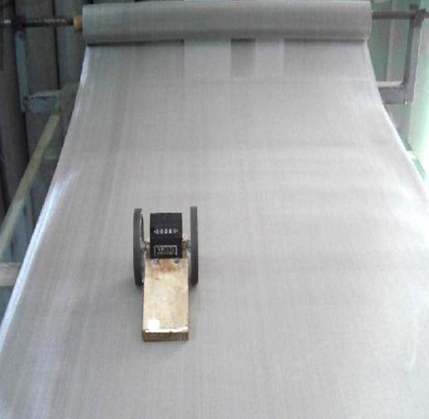 304 .316 Stainless steel twill weave 325x2300 mesh woven wire mesh
