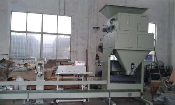 Briquettes / Pebble Gross Weighing Semi Automatic Bagging Machine 450-600 bags /